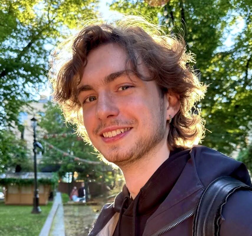 Владимир Попов